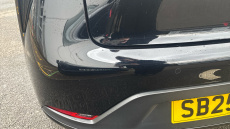 Toyota Prius 2.0 PHEV Design 5dr CVT Hatchback